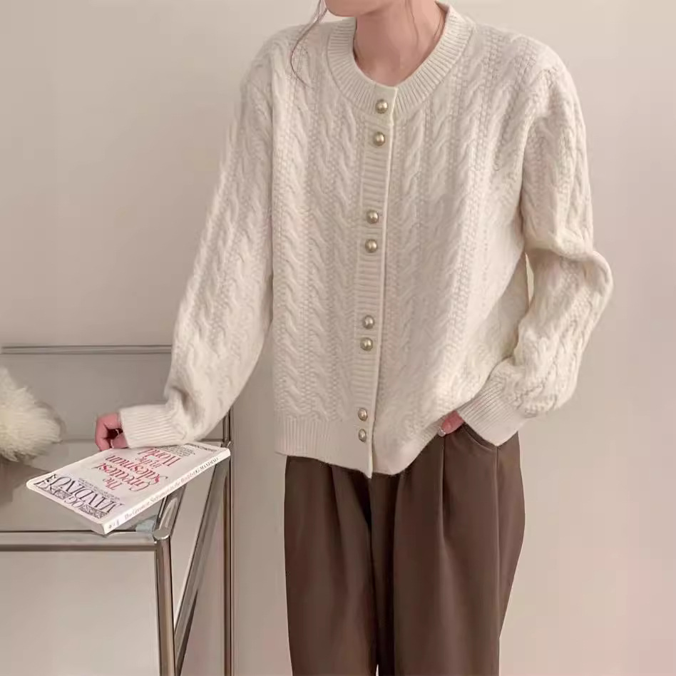 Japanese retro sweater