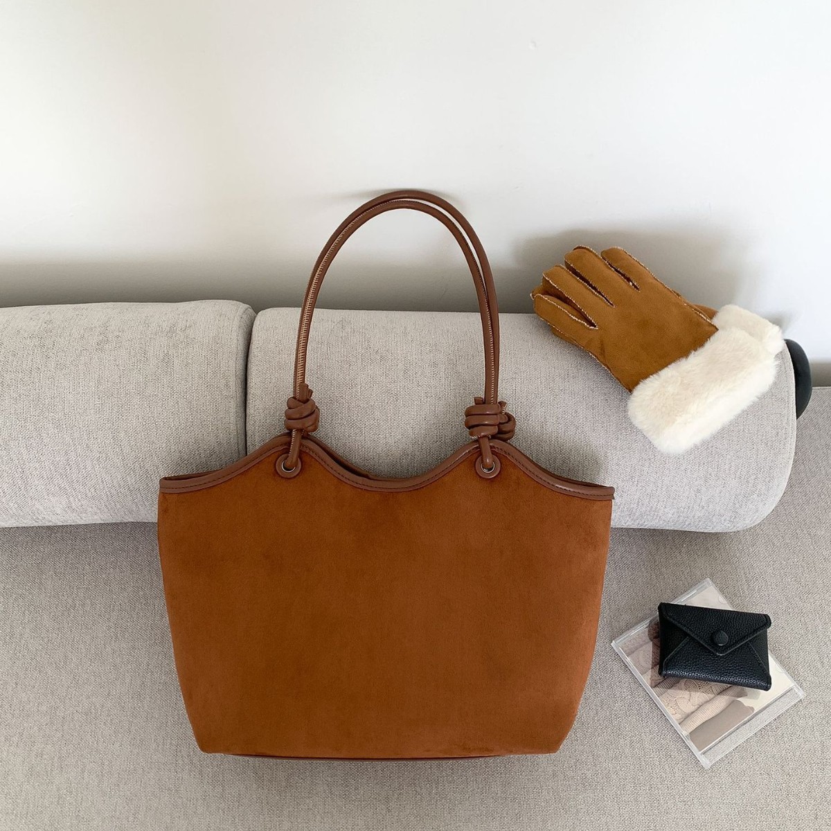 秋冬托特包女高级感跨境手提通勤大包时尚潮流大容量新款单肩包女