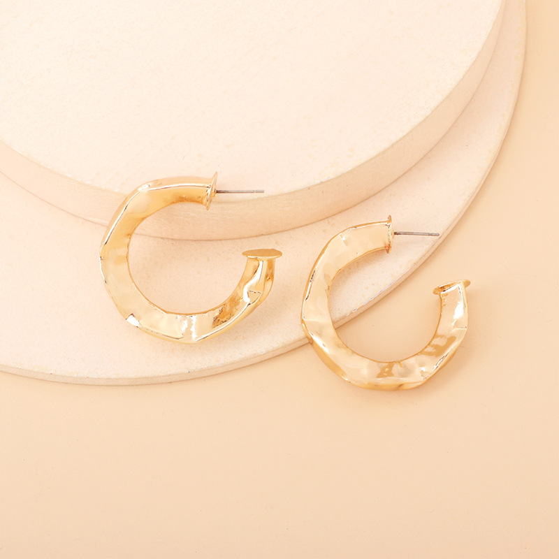 13g Weight Earrings Classification Wedding, Travel Occasion Women'S Gender Vintage Style Style Gold Color Wholesale Jewelry Geometric C-shaped Irregular Glossy Earrings Nihaojewelry 6