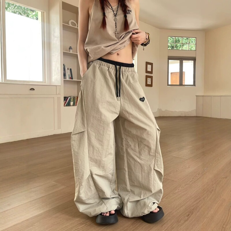 Khaki quick-dry work pants for women, summer paratrooper jazz dance pants with double waistband, drapey style, trendy dance pants for hot girls Khaki quick-dry work pants for women, summer paratrooper jazz dance pants with double waistband, drapey style, trendy dance pants for hot girls