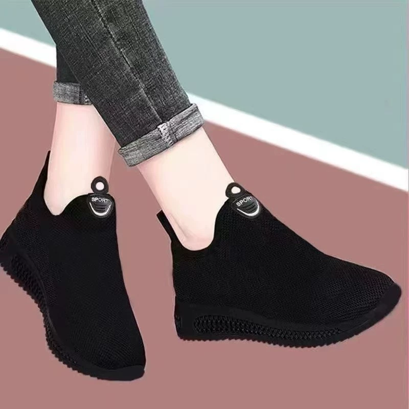 Летняя и осенняя трансграничная старая пекинская обувь из ткани женская обувь один педаль дышащая спортивная обувь мама ходьба повседневная женская обувь оптом