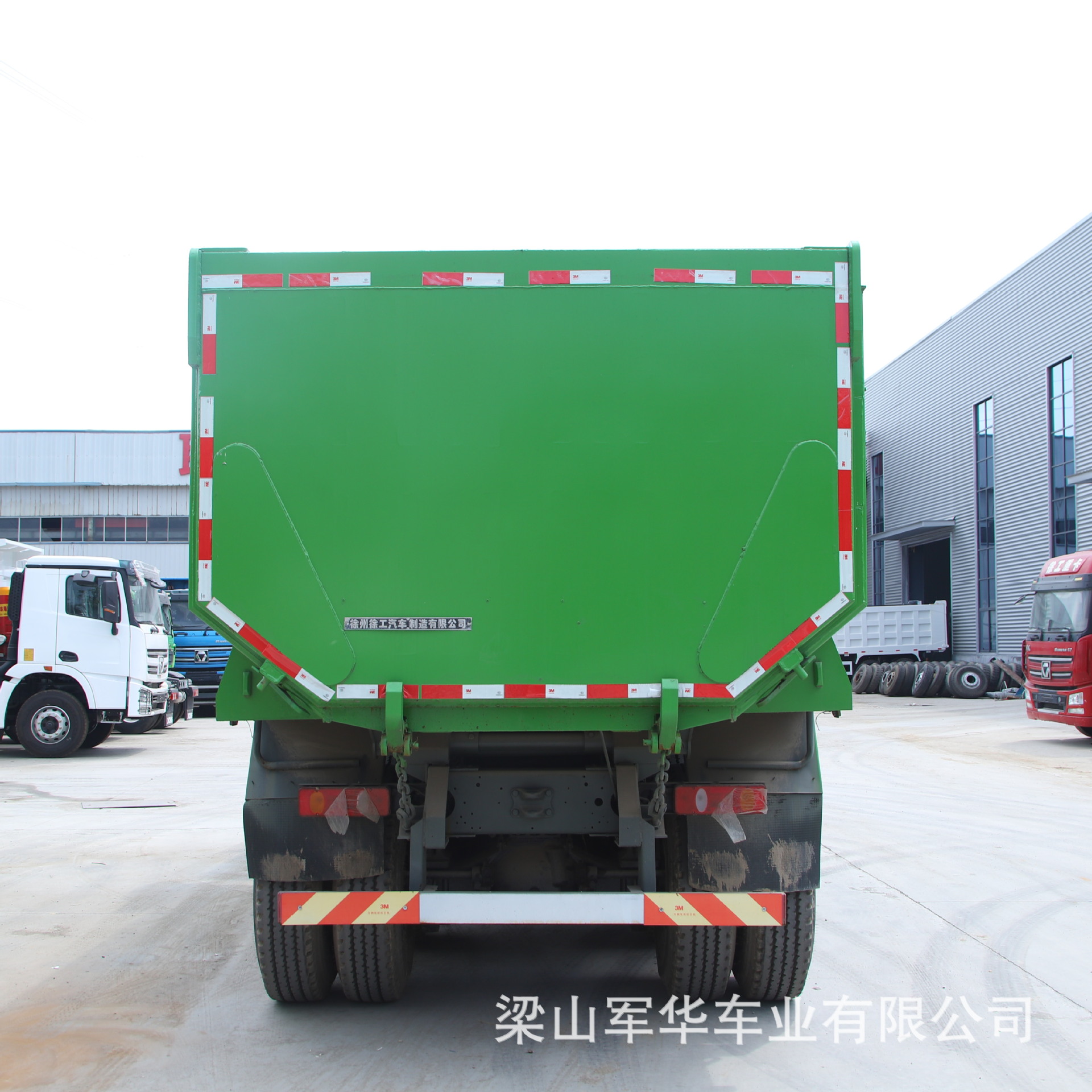 XCMG dump truck for sale, 10-wheel mining dump truck, sand and gravel transport vehicle, 8-wheel rear self-unloading engineering vehicle
