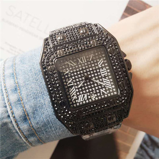 ���Q����羳��Ů��HʯӢ�ֱ������Ʒ����荝M��_�R�y�S�����l