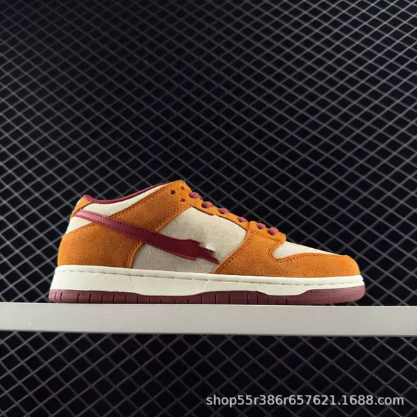 Putian factory SB skateboard shoes, retro and fashionable casual Dunk sneakers, non-slip and wear-resistant, trendy unisex couple shoes