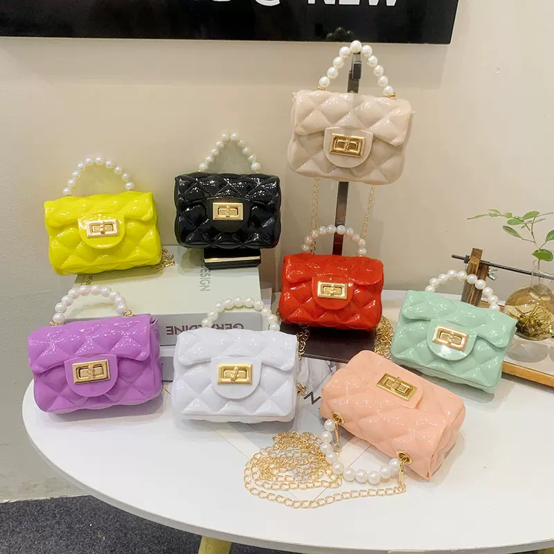 儿童果冻包女包时尚手提小包2024新款单肩包珍珠链条儿童包包批发