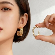欧美复古不锈钢c形麦穗耳环女式时尚高级感爱心气质百搭耳饰