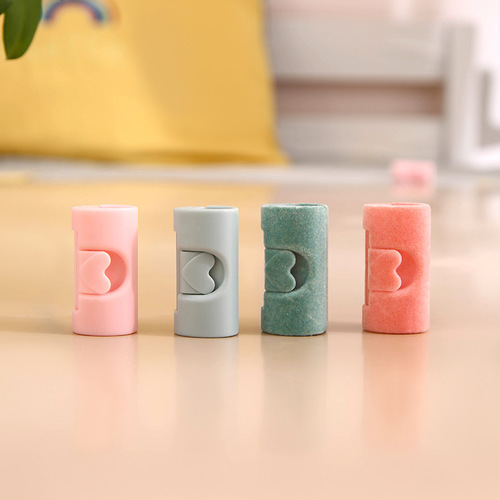 Bed sheet holder, bed sheet fastener, bed sheet set, bed skirt, no-slip clips, buckle, needle-free, wholesale