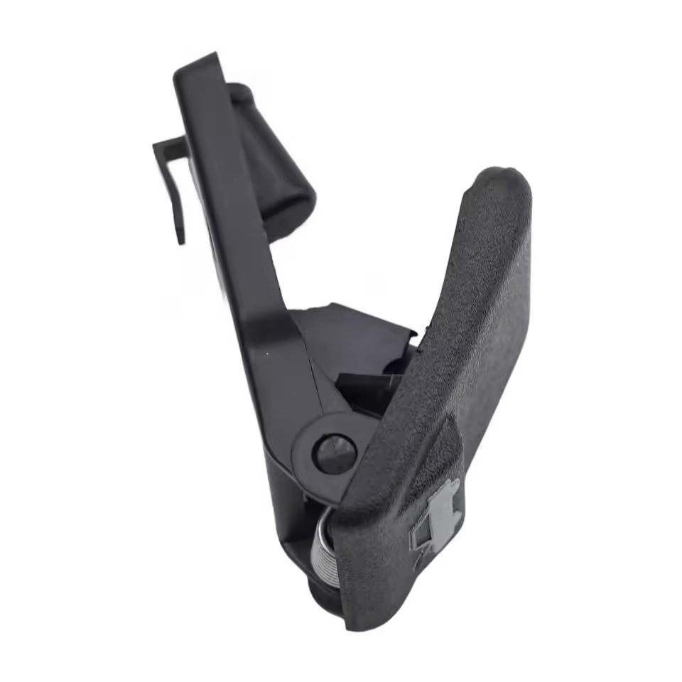 8118034000 is suitable for the Hyundai Elantra and Kia engine hood lock handle base wrench, black