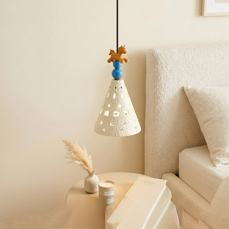 French-style cream-colored children's room bedside lamp, Memphis pony resin colorful hallway restaurant bar pendant light