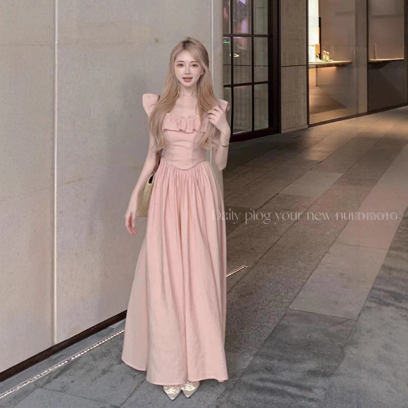 Pink ruffled square collar flying sleeve dress summer women's French sweet tight waist dress beautiful holiday long skirt Pink ruffled square collar flying sleeve dress summer women's French sweet tight waist dress beautiful holiday long skirt