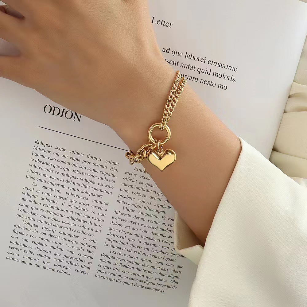 304 Stainless Steel Chain Material 18K Gold Plating Color 1 Piece Quantity PVD Coated Real Gold Plated 18K Gold Heart Shape 304 Stainless Steel Simple Style Classic Style Waterproof Non Tarnish 304 Stainless Steel Bracelets
