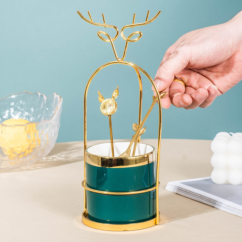 Nórdico luz lujo fruta tenedor cuchara cerámica tarro de almacenamiento traje creativo Luna pastel cuchillo tenedor cuchara de acero inoxidable fruta tenedor hogar