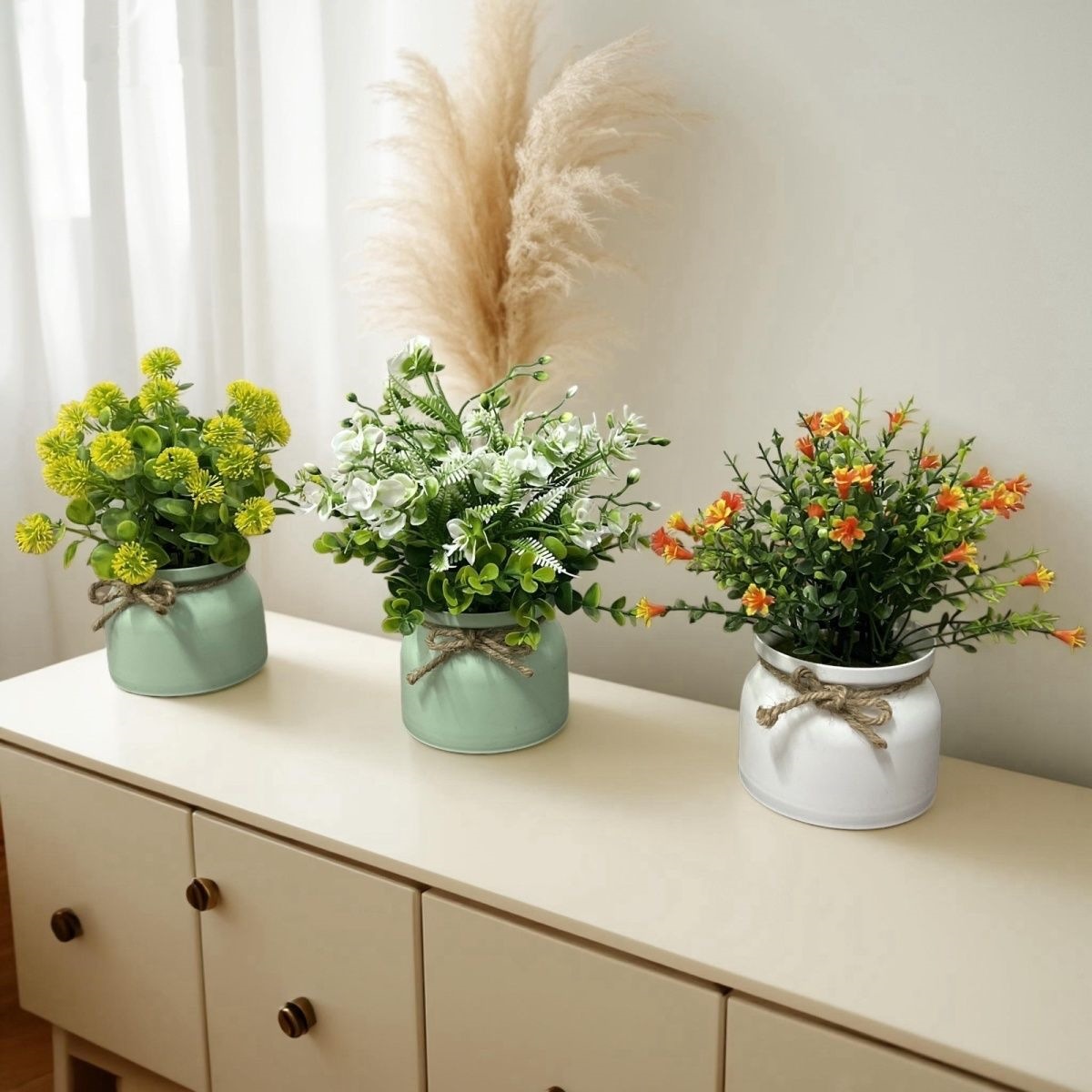 Realistic modern flowerpot for living room for home use