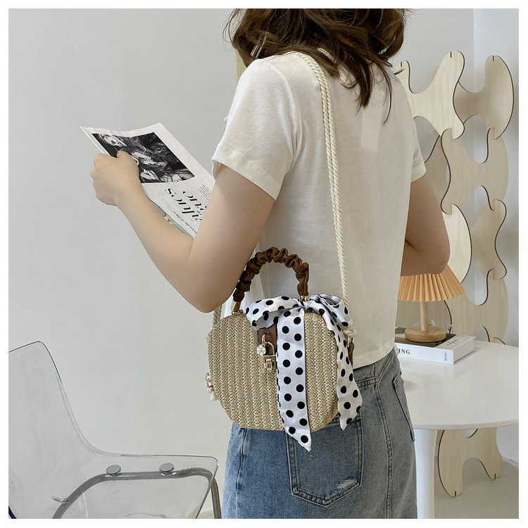 Medium Size Women's Medium Straw Solid Color Vacation Beach Ribbon Weave Lock Clasp Straw Bag