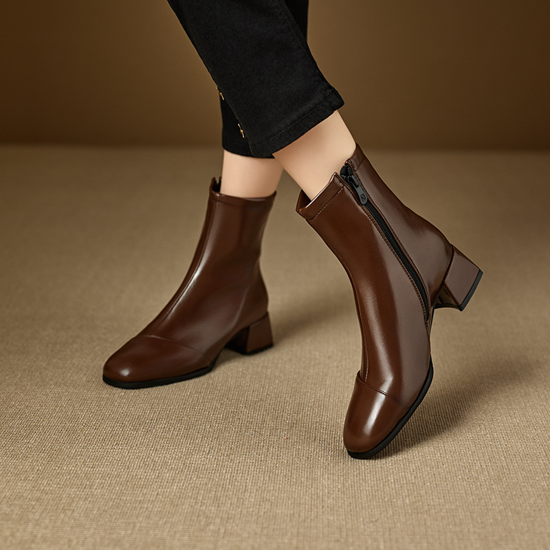 wish外单2025年秋冬季舒适中跟32-46大小码英伦风方头低筒女士靴