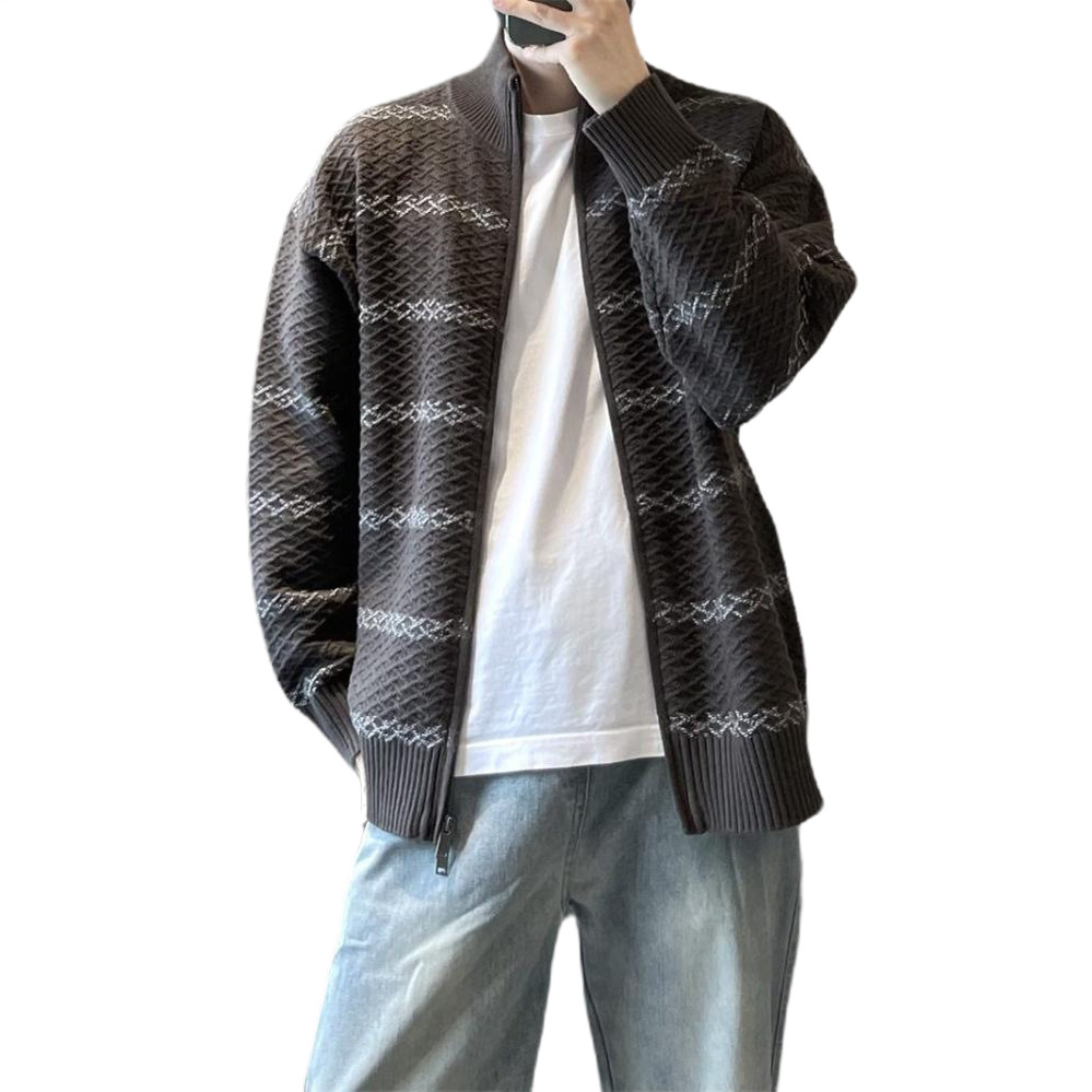 Explosiones transfronterizas de tamaño europeo de tamaño grande contraste a rayas cardigan jersey suéter texturizado hombre abrigo de cuello al por mayor fábrica