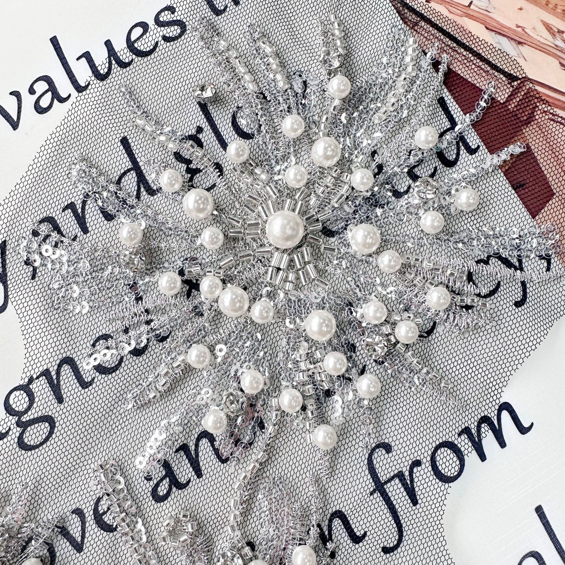 Industria pesada plata sequinilla perla tela de moda hecha a mano DIY ropa de mujer vestido camisa abrigo flores decorativas image 3