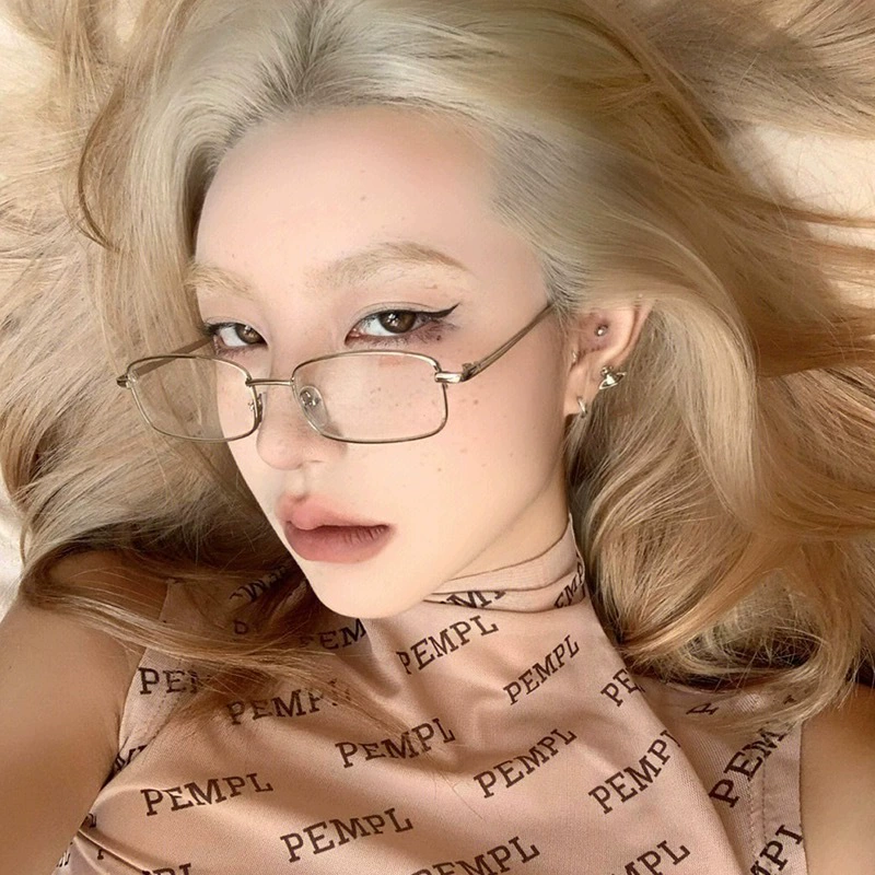 Retro rectangular Japanese glasses, Korean style