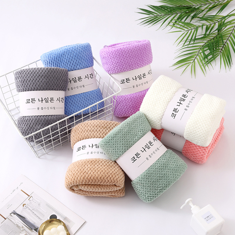 Foreign Trade Wholesale Coral Fleece Bath Towel, Thickened, Absorbent, Quick-Drying, Large Towel for Beauty Salons and Hotels, Non-Shedding Large Bath Towel Foreign Trade Wholesale Coral Fleece Bath Towel, Thickened, Absorbent, Quick-Drying, Large Towel for Beauty Salons and Hotels, Non-Shedding Large Bath Towel