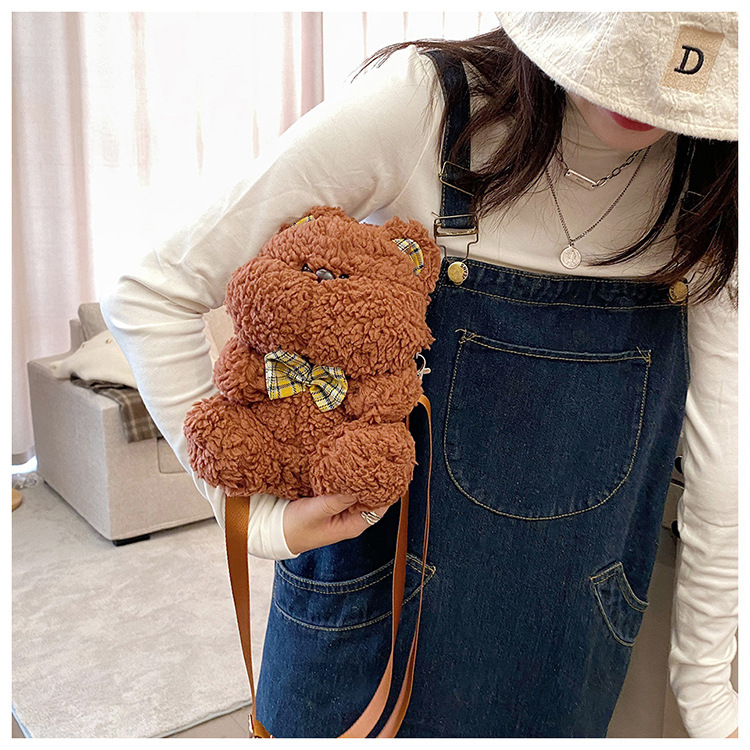 Internet Celebrity Cute Small Bag Womens Bag 2021 New Fashion Autumn and Winter Plush Cartoon Little Bear Pattern Bag Lovely Girl One Shoulder Messenger Bagpicture5