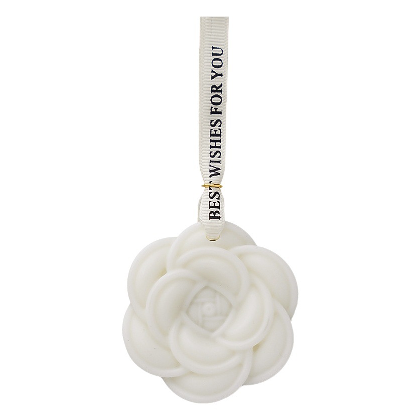 Venta al por mayor Colgante de aromaterapia de camelia Día del maestro con rodajas de cera de regalo de mano Aire fresco Armario sólido Tabletas de cera de aromaterapia