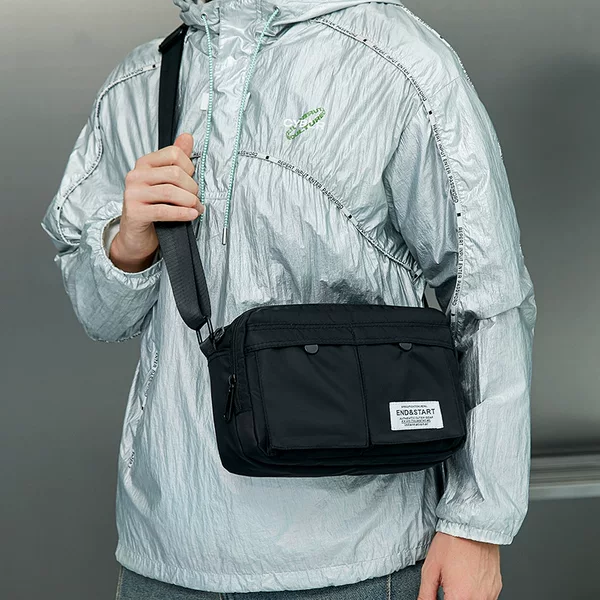 Japanese-style waterproof shoulder bag, fashionable, casual, simple, classic crossbody bag, men's messenger bag with multiple compartments, commuter bag
