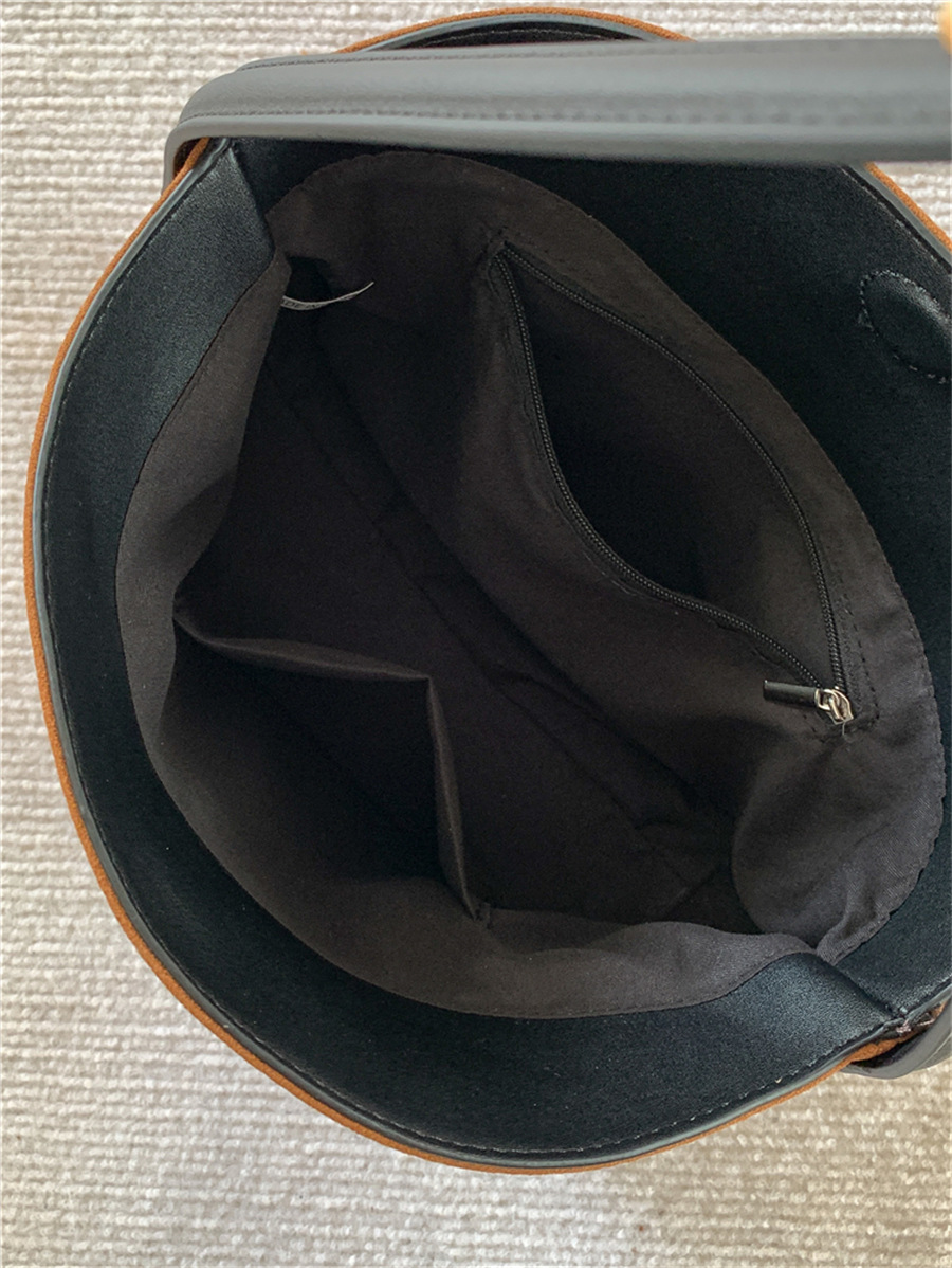 Geantă de subraț din piele întoarsă, geantă de mână de nișă pentru toamnă și iarnă, textură plușată, geantă mică pătrată, la modă și versatilă, de mână_voghion.com