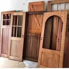 無垢材のドア、レトロな古いニレの寝室のドア、古いドアパネル、B&B ミルクティーショップの木製ドア、スイングドア