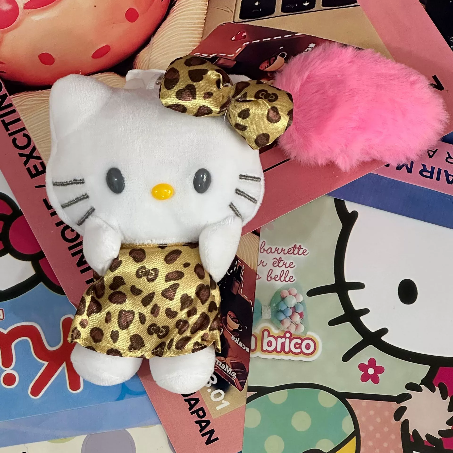 Плюшевый брелок-подвеска Hello Kitty, милый кукольный брелок для сумки, 11 см, легкий и прочный