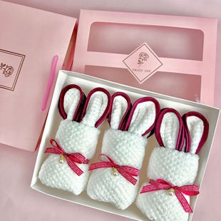 Little Rabbit Towel Gift Box Set with Cute Pineapple Pattern for Wedding Return Gifts, Birthday, Opening Gifts, and Wedding Shop