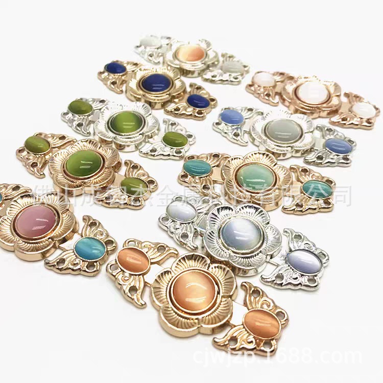 明制汉服子母扣 汉元素新中式对扣大号蜂赶菊蝶恋花披风大袖衫扣