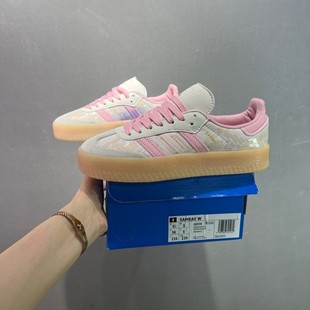 �͹�ɣ�Ͱ�Ь �@��ɣ��Ьչʾ�˸��|���Ĺ�ˇ �����bĳ��i�p��