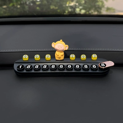 Car Mobile Phone Plate — Nömrəli dayanma kartı - yellow-baby-6-little-yellow-black-stop-sign-free-aromatherapy-stick
