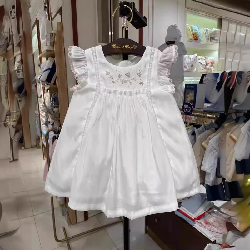 Korean version of children's clothing a generation of girls summer white gauze skirt flying sleeve dress princess skirt A- line skirt 22gmcx125
