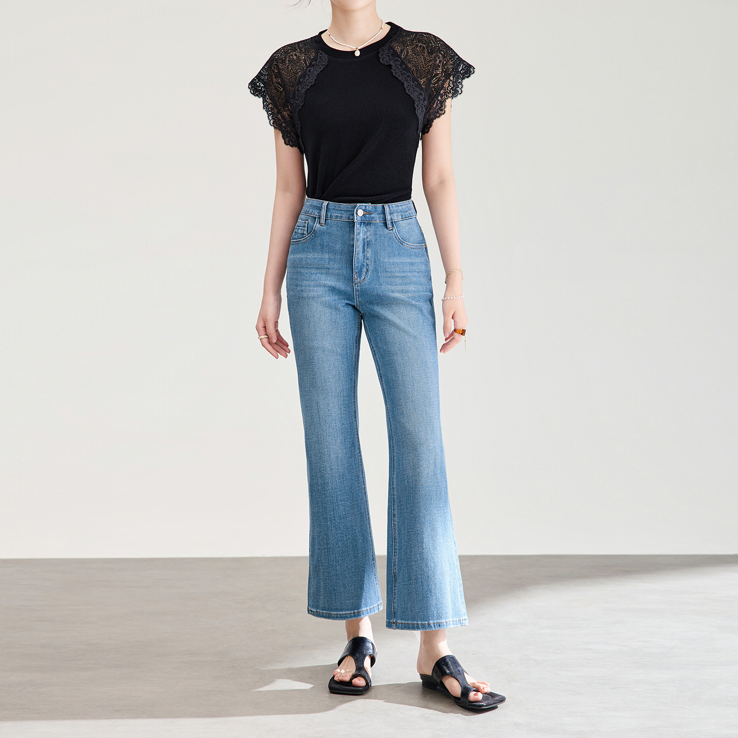Quần jean nữ ống loe 9 phân, chất vải thun tứ chiều co giãn, nâng mông, phong cách retro — xanh lam