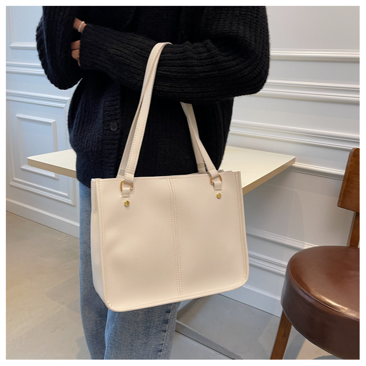 Retro Bag Women 2021 New Large-capacity Solid Color Tote Bag Fashion Casual Shoulder Bag display picture 1