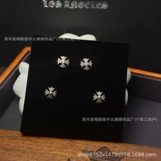 克罗訫满钻十字架耳钉嘻哈潮流复古小众气质百搭男女同款耳钉耳饰