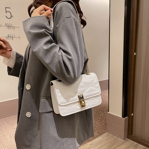 Foreign trade popular texture women's bag  new trendy shoulder crossbody small square bag chain fashion rhombus armpit bag