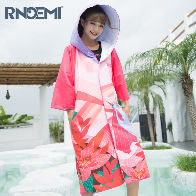 Bathrobe for swimming for traveling