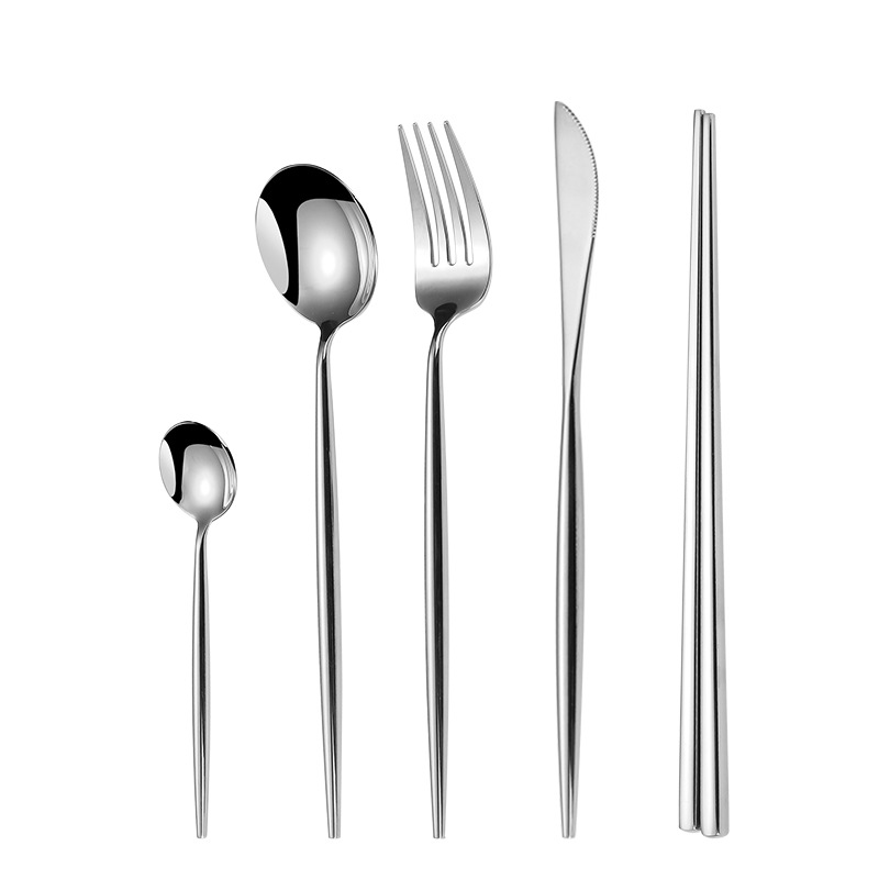 Portugisisk bestiksæt i rustfrit stål med guld finish_voghion.com