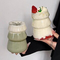 ネットレッドクリスマスグラス耐高温ジュース冷たい飲み物コーヒーカップ高顔値ins風縦縞ストローカップ