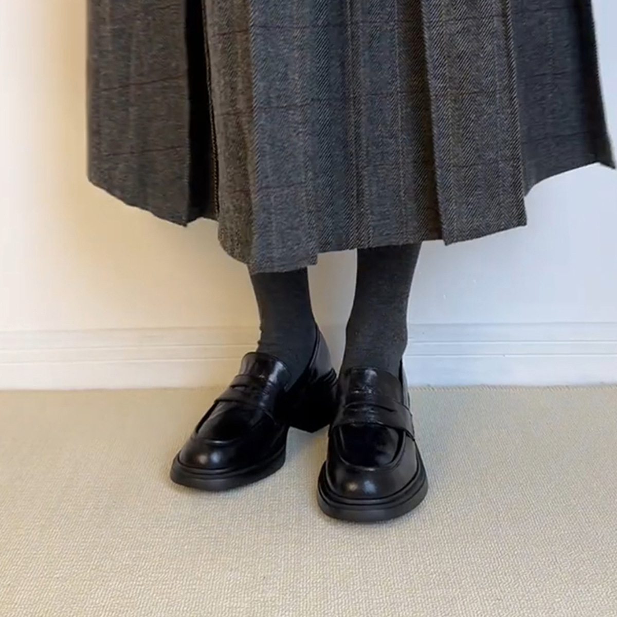 Versión de piel de oveja ~ nuevo retro Lefour zapatos de tacones gruesos zapatos de cabeza redonda zapatos de cuero auténtico zapatos de cuero perezoso