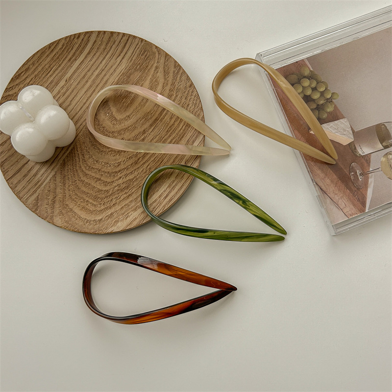 10g Weight Hair Clip Hair Accessories Type 1 Piece Quantity Holiday, Daily Occasion Acetic acid sheets Material Color Block Pattern Women's Gender Simple Style, Classic Style Style Women's Simple Style Classic Style Color Block Acetic Acid Sheets Hair Clip 2