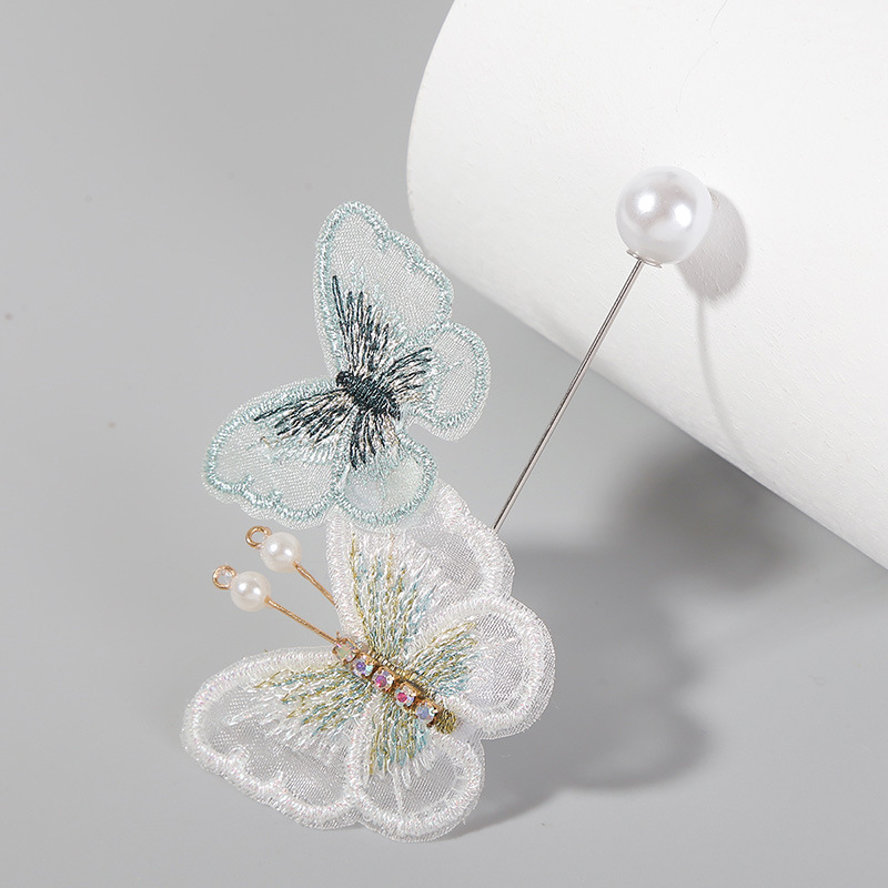 Broche De Cuello De Mariposa De Tela Creativa Joyas De Pin Lindo Simple Coreano display picture 4