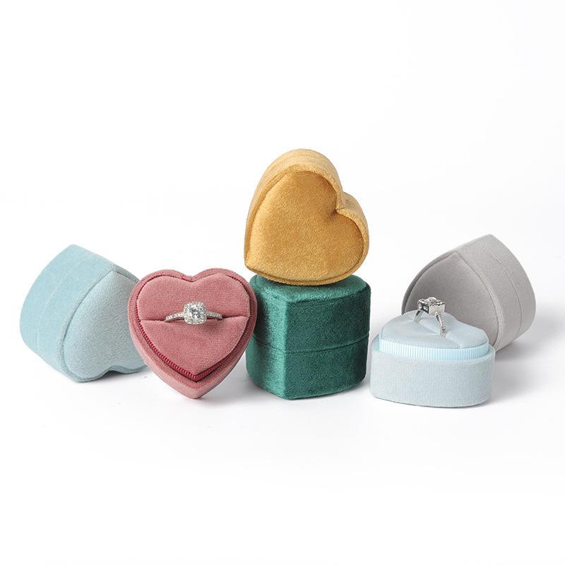 Caja de anillo coreana de terciopelo en forma de corazón, caja de colgante, caja de joyería de alta calidad, fábrica al por mayor en stock