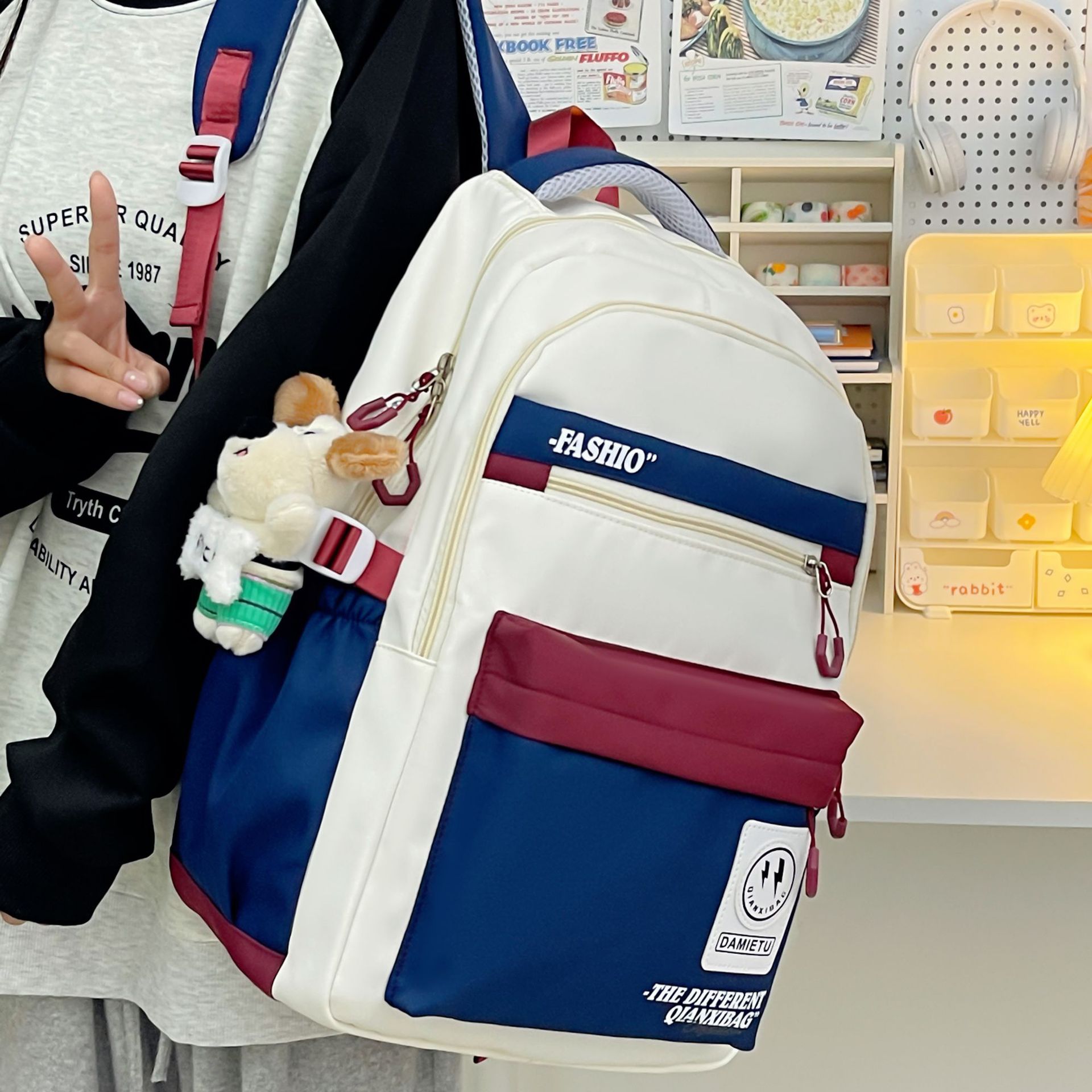 Backpack for Men, Simple and Versatile, Large Capacity, Computer Travel Backpack, Female High School Student School Bag, Casual Travel