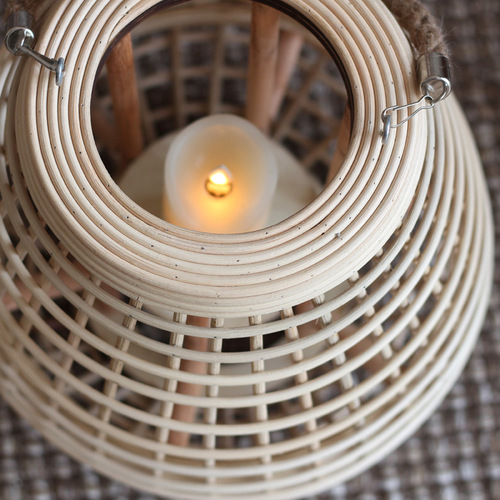 Woven rattan floor lamp with legs, candle holder, boutique hotel model room courtyard decoration lantern, plug-in, Nordic new Chinese style, Japanese style