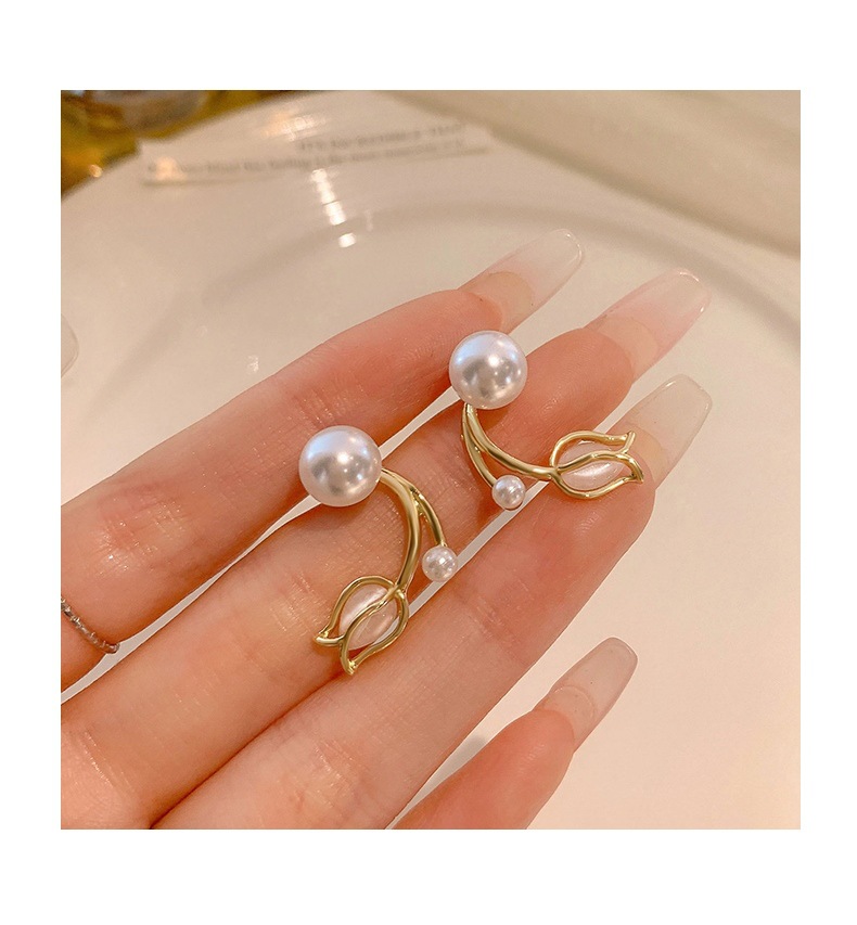 Sweet Flower Alloy Artificial Pearls Ear Studs