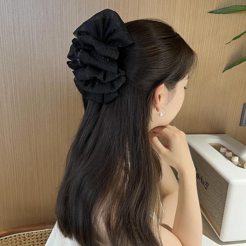 非金属布芸髪飾り両面泡網糸大サイズのクリップがふわふわしています。|undefined