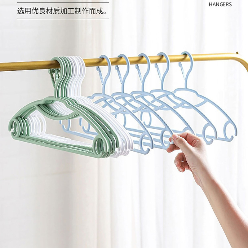 Plastic Hanger Drying Shoulder Width Seamless Drop-Resistant Storage Finishing Three-Dimensional Curved Fit Stripe Anti-Windproof Hook